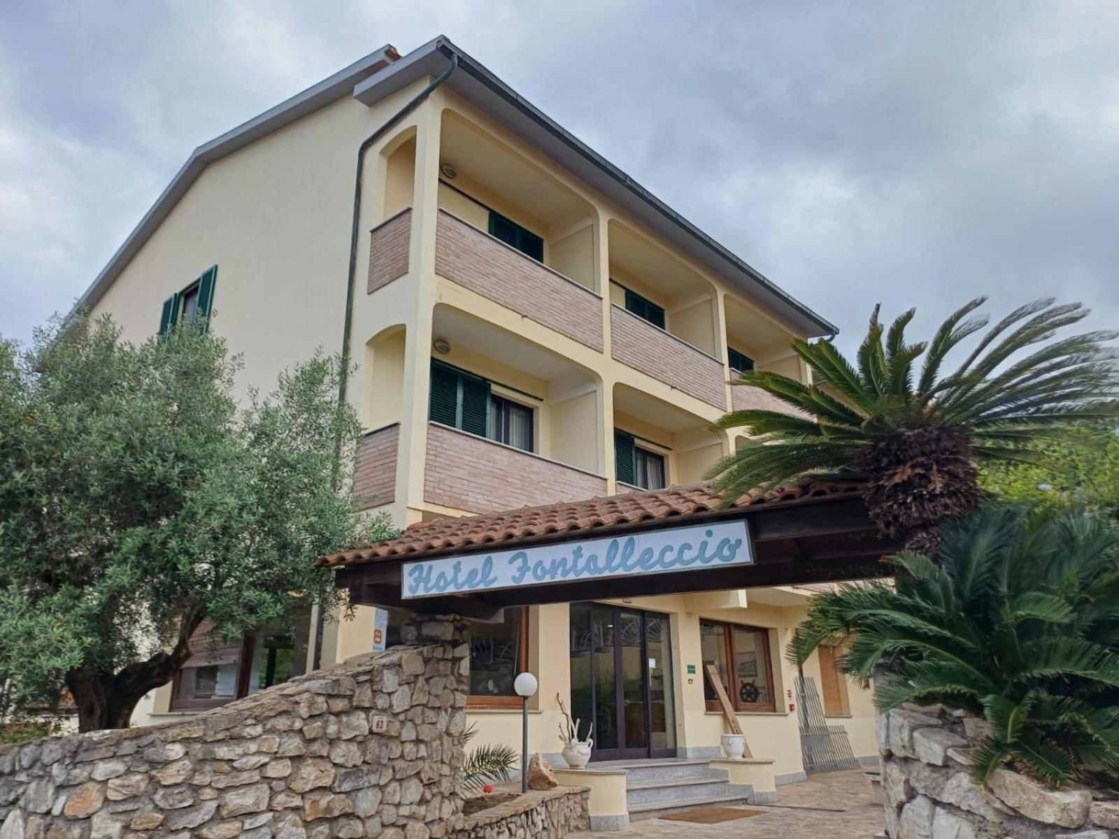 Hotel Fontalleccio 3*